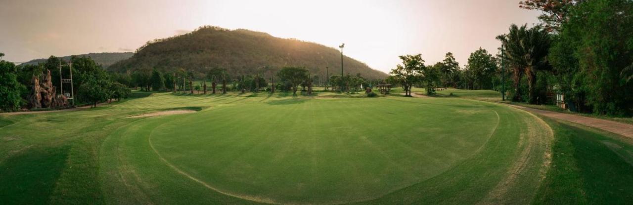 Phubachiang Golf & Resort Pakxe Eksteriør billede