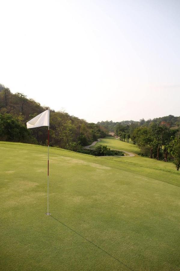 Phubachiang Golf & Resort Pakxe Eksteriør billede