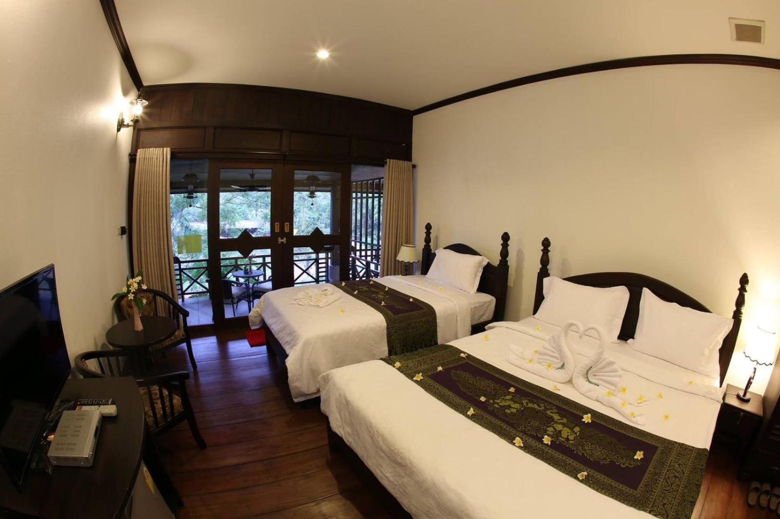 Phubachiang Golf & Resort Pakxe Eksteriør billede