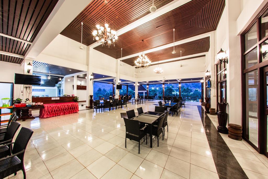 Phubachiang Golf & Resort Pakxe Eksteriør billede