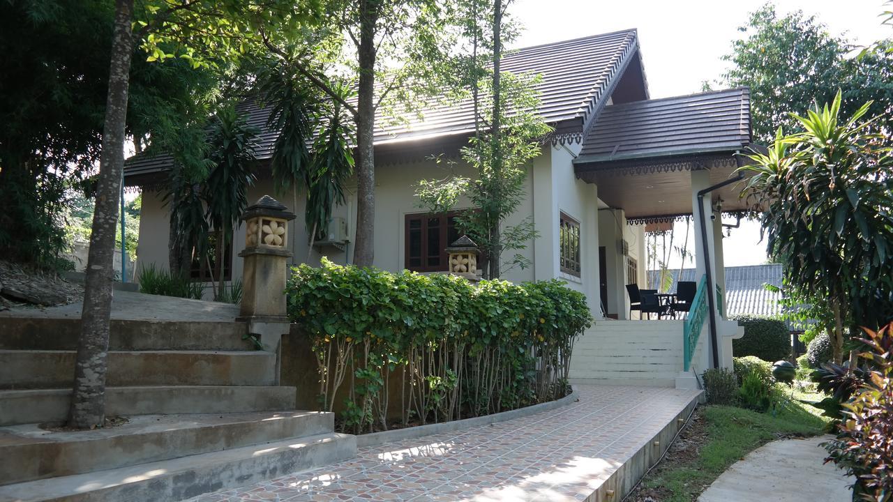 Phubachiang Golf & Resort Pakxe Eksteriør billede