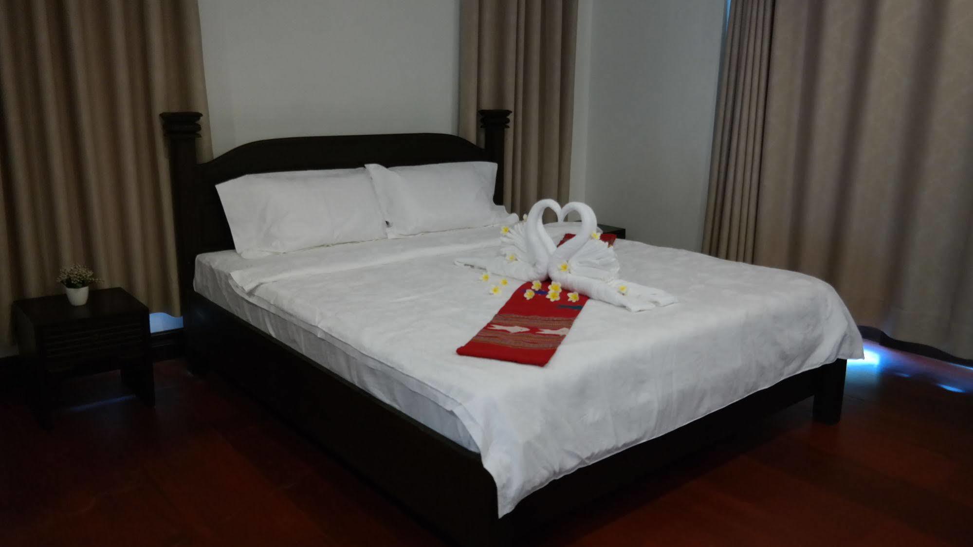 Phubachiang Golf & Resort Pakxe Eksteriør billede
